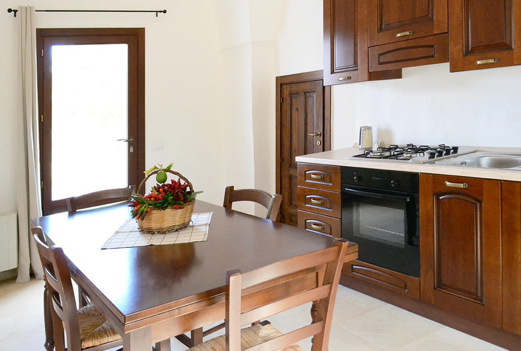 Tenuta Afra Squinzano Exteriör bild